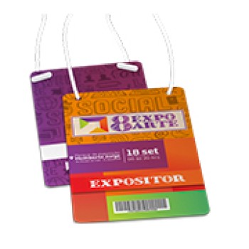 CREDENCIAIS PVC PREMIUM 0,50MM VERNIZ UV TOTAL FRENTE 91X120MM Colorido frente e verso - 20 un.