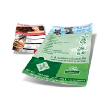 PANFLETOS, FLYERS E FOLHETOS COUCHE 150G SEM VERNIZ 150X200MM Colorido frente e verso - 2500 un.