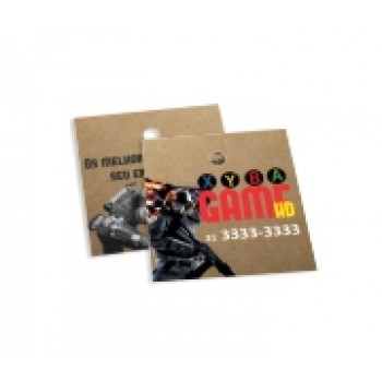 TAGS TAGS ESPECIAIS KRAFT 300G SEM VERNIZ 45X51MM Colorido frente e preto e branco verso - 50 un.