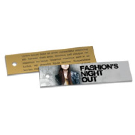 TAGS TAGS PADRAO FURO COUCHE 300G VERNIZ UV TOTAL FRENTE 91X25MM Colorido frente e verso - 1000 un.
